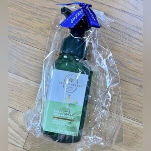 New Bath & Body Works Eucalyptus & Spearmint Gentle & Clean Foaming Hand Soap.